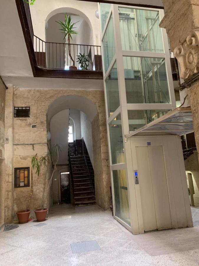 Appartement Palazzo Dei Tabacchi à Bari Extérieur photo